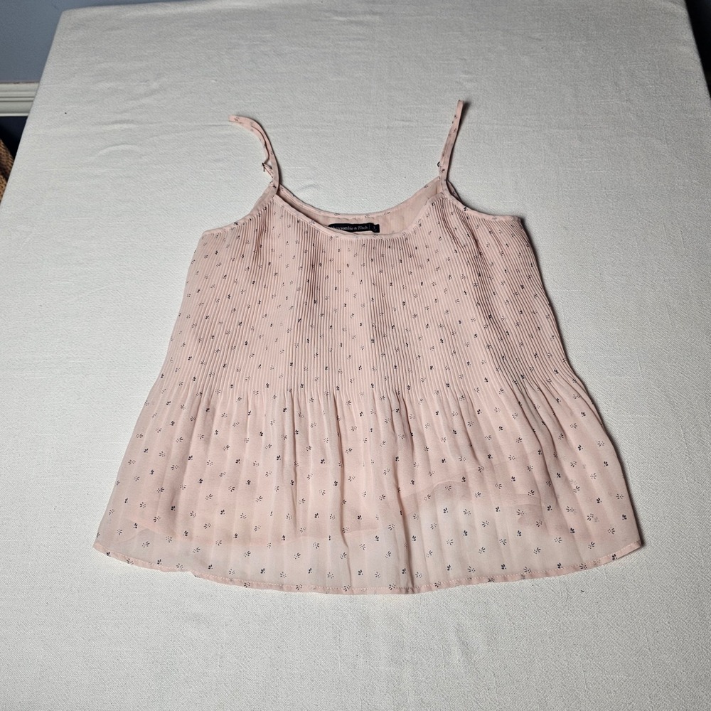 Abercrombie & Fitch light pink pleated babydoll camisole Womens size Small Pink